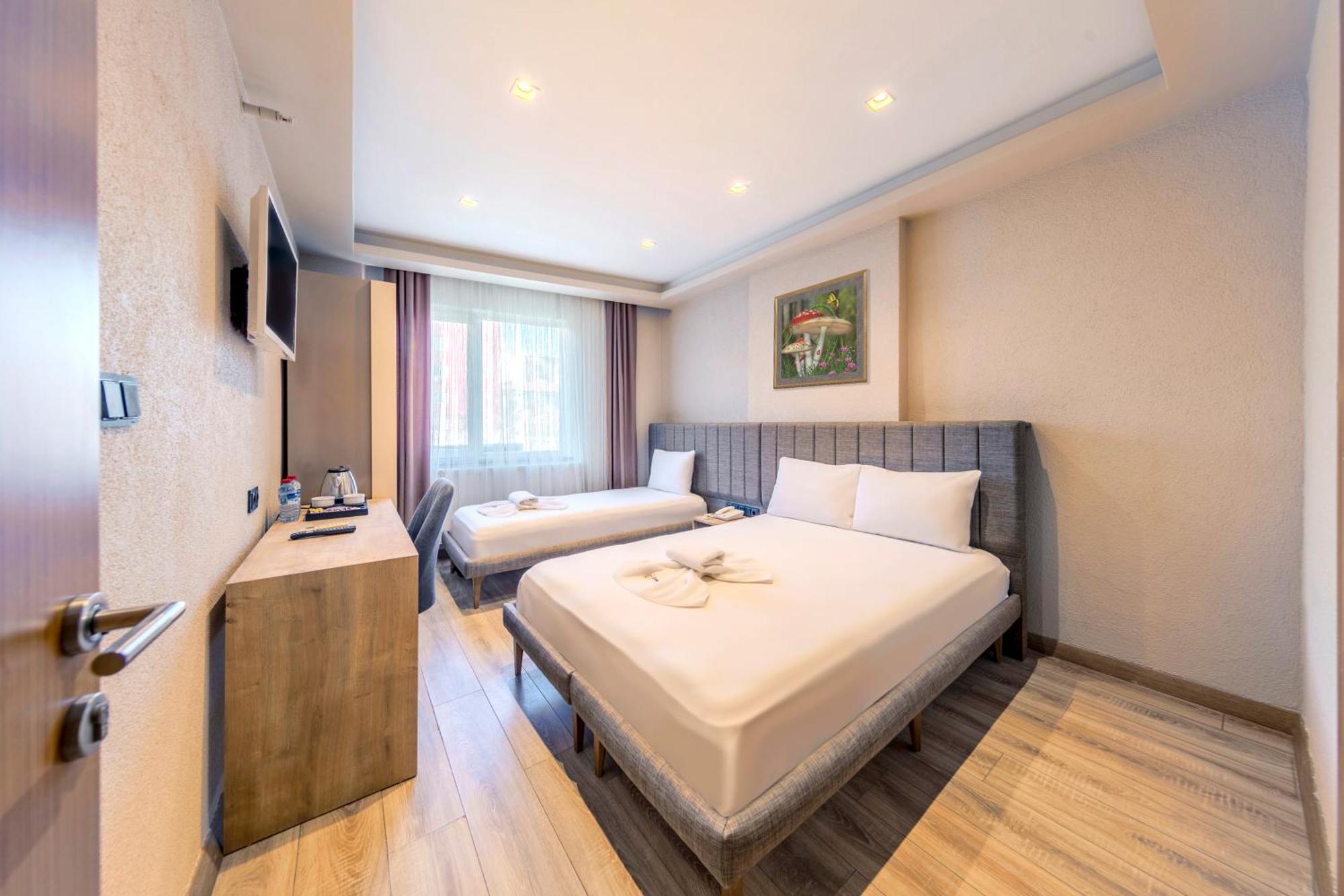 Evim Hotel צ'ורלו מראה חיצוני תמונה