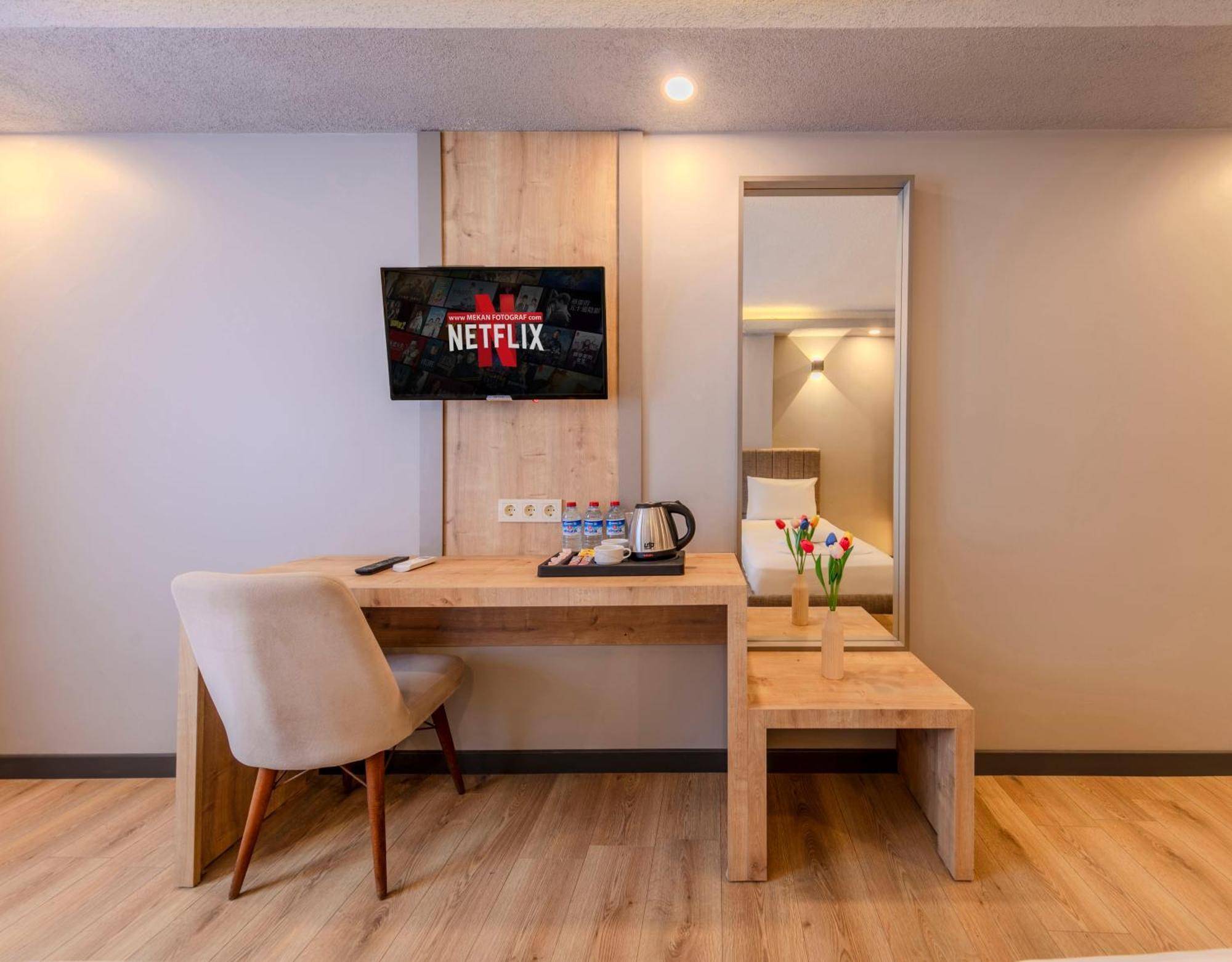 Evim Hotel צ'ורלו מראה חיצוני תמונה